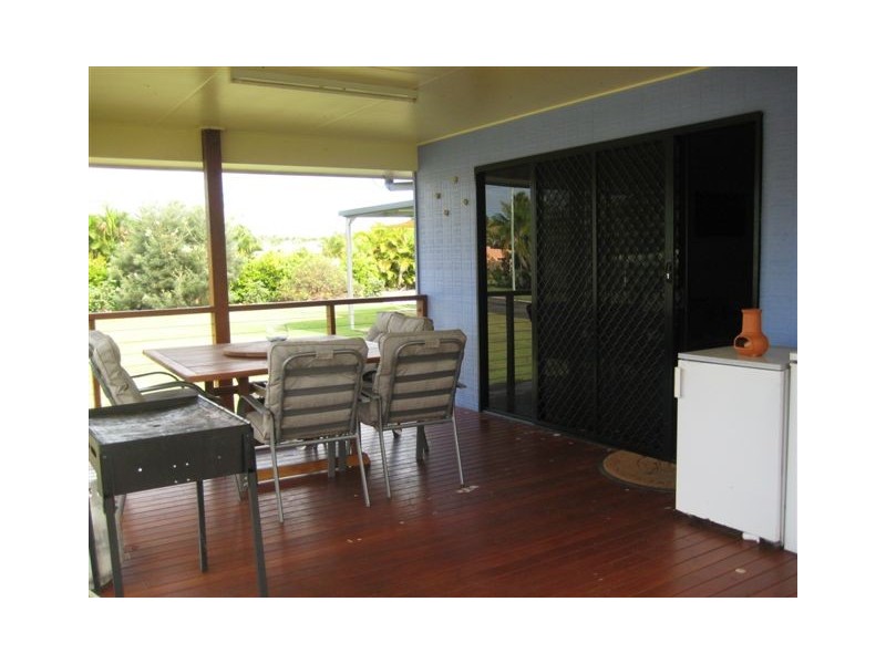 36 Island View Drive, Winfield QLD 4670