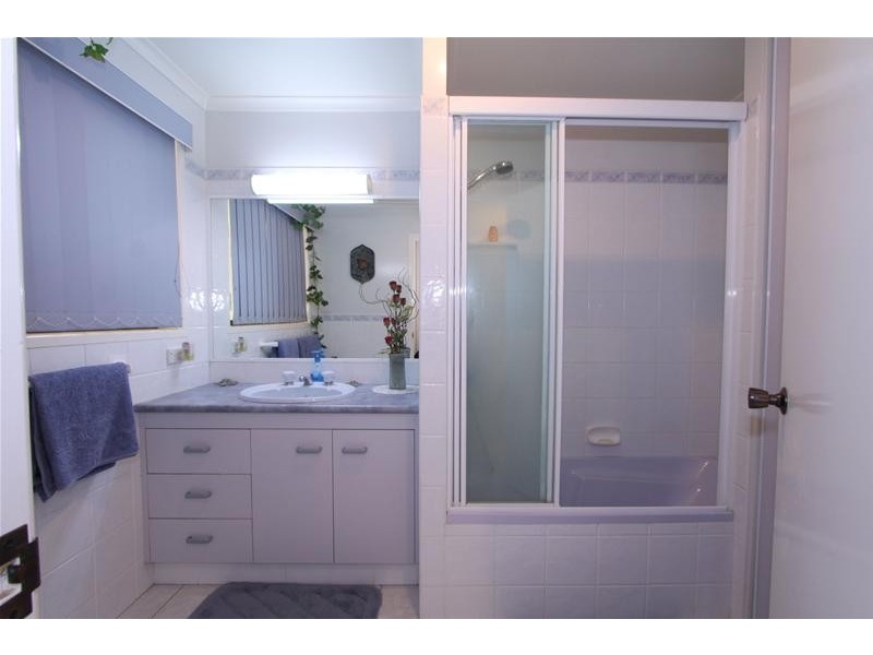 2 Willdora Drive, Elliott QLD 4670