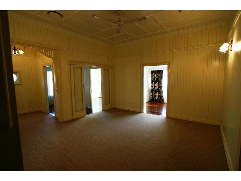 16 Franklin Street, Bundaberg South QLD 4670