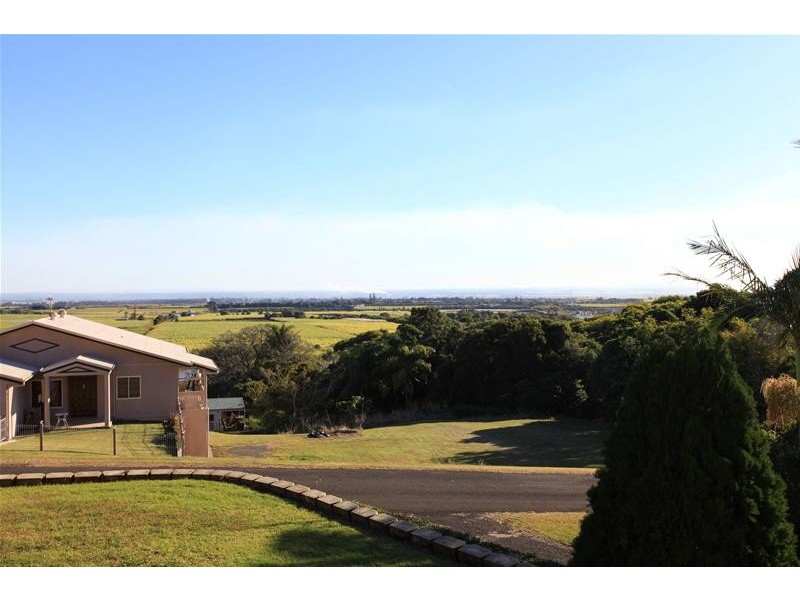 16 Finemore Crescent, Qunaba QLD 4670
