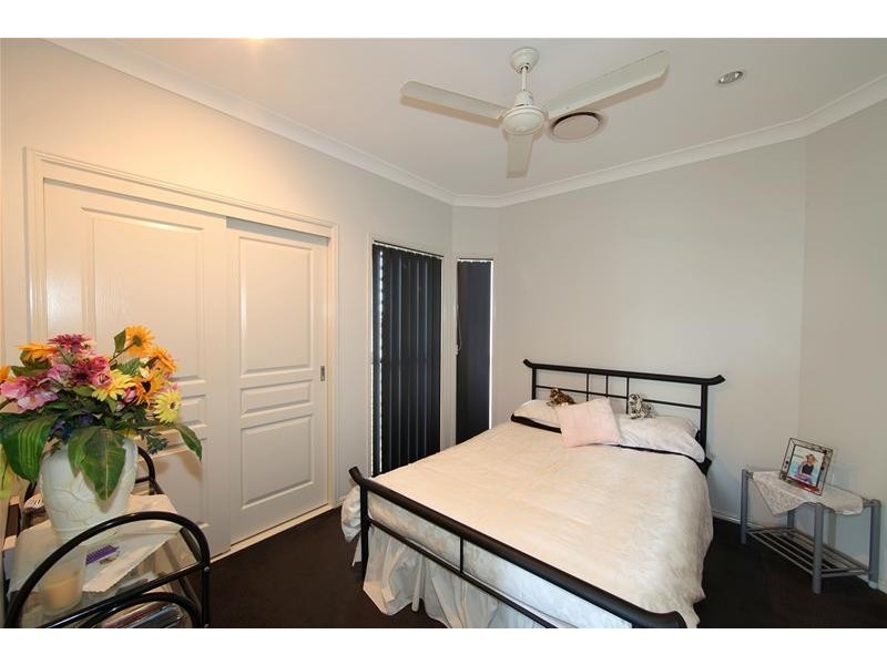 18 Hopton Place, Bundaberg North QLD 4670