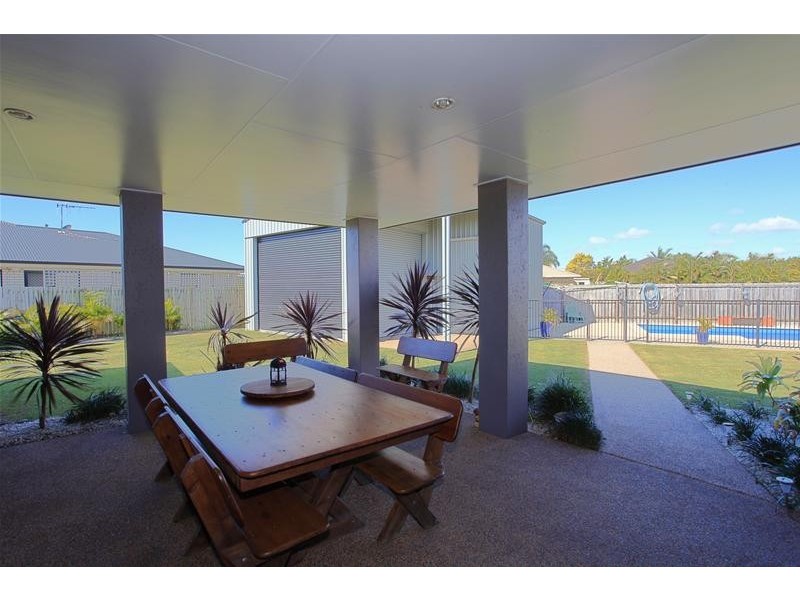 18 Hopton Place, Bundaberg North QLD 4670