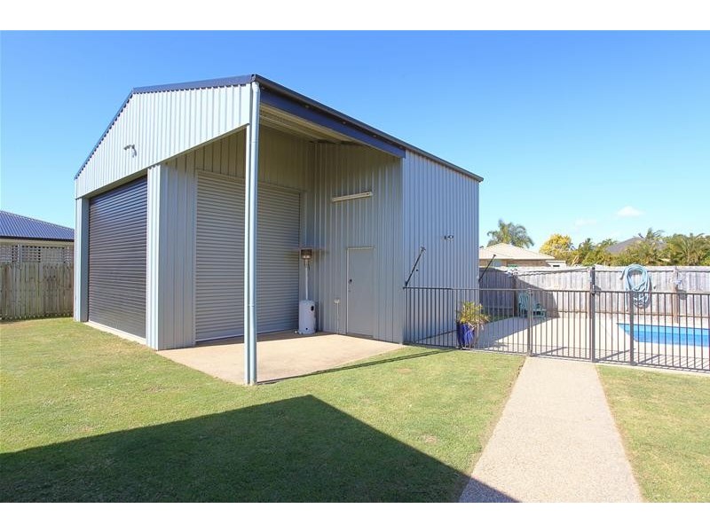18 Hopton Place, Bundaberg North QLD 4670