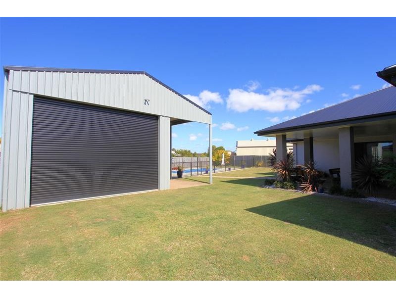 18 Hopton Place, Bundaberg North QLD 4670