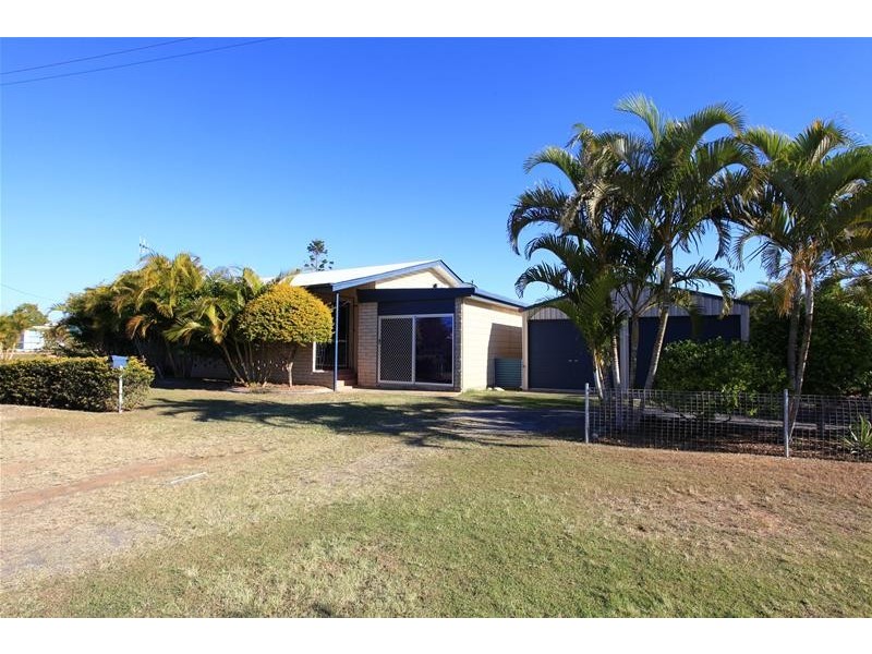 102 Elliott Heads Road, Avenell Heights QLD 4670