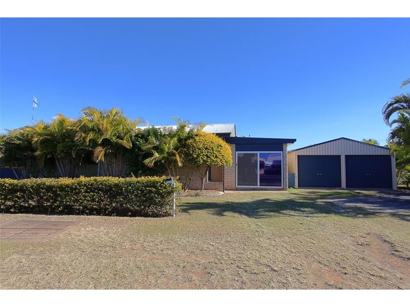 102 Elliott Heads Road, Avenell Heights QLD 4670