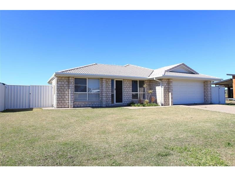 4 Avalon Street, Burnett Heads QLD 4670