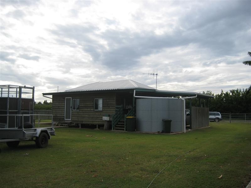 Oakwood QLD 4670