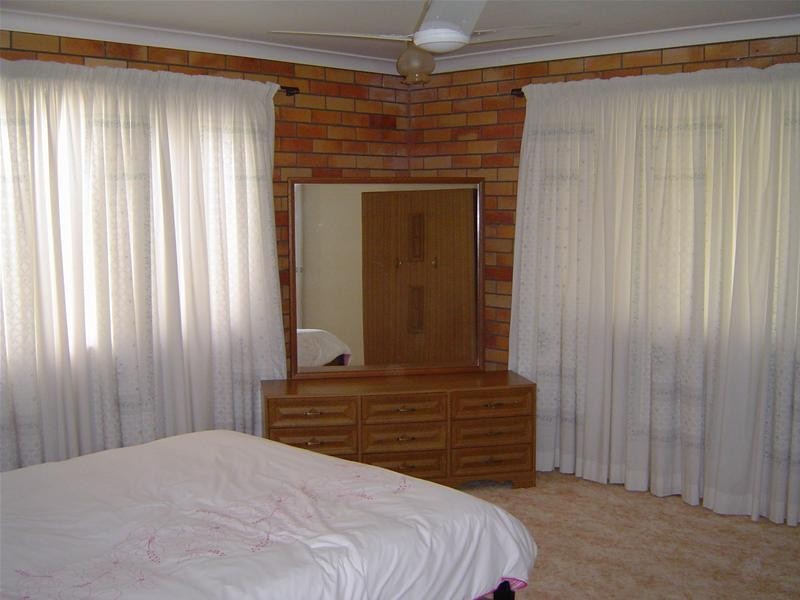 8 Chippindall Court, Avenell Heights QLD 4670