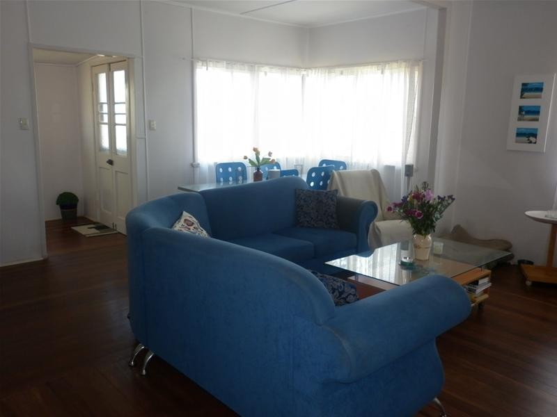 Moore Park Beach QLD 4670