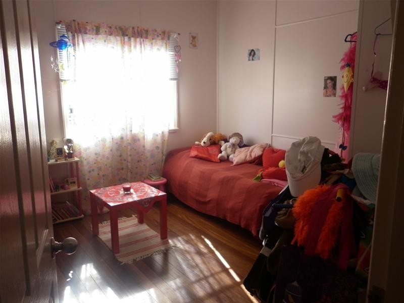 Moore Park Beach QLD 4670