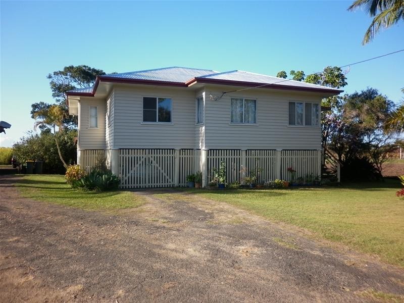 Moore Park Beach QLD 4670