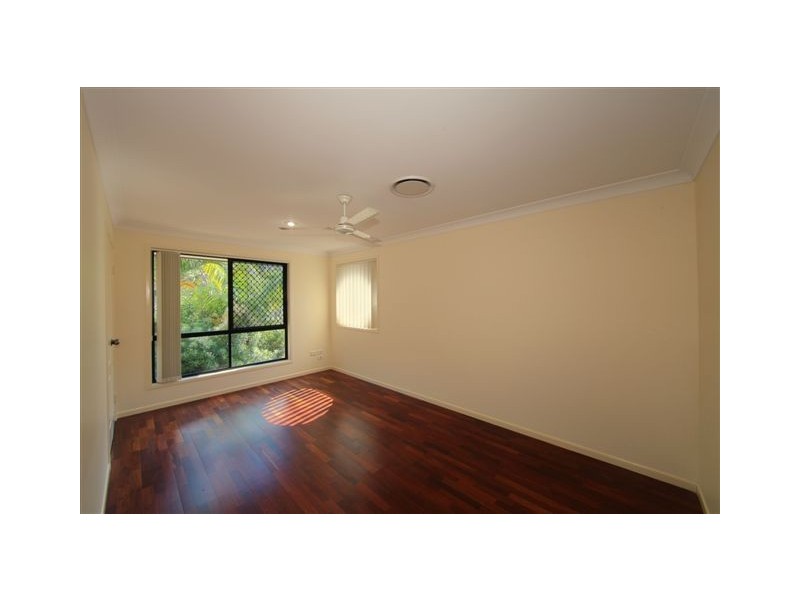 15 Oak Avenue, Coonarr QLD 4670