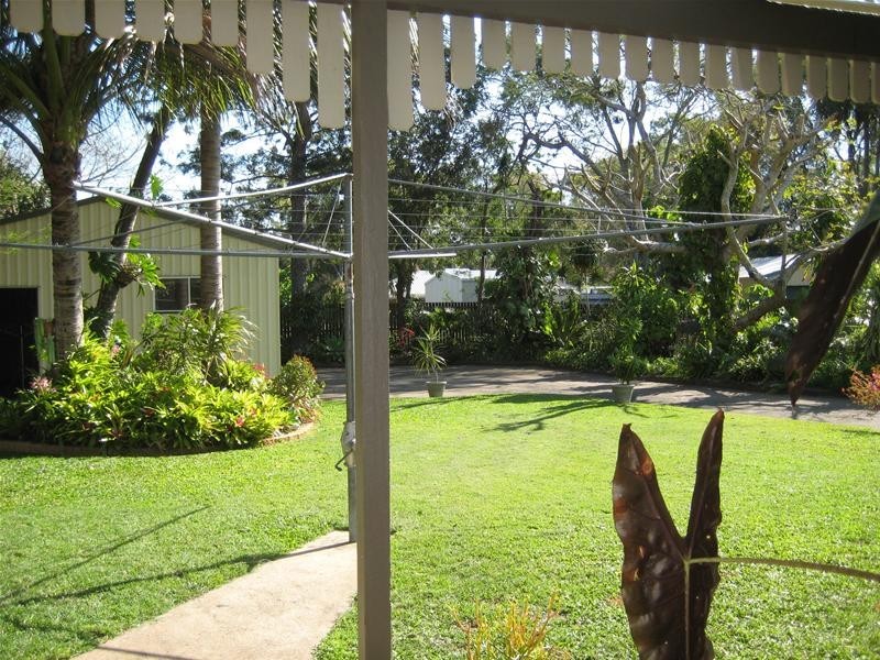 Moore Park Beach QLD 4670