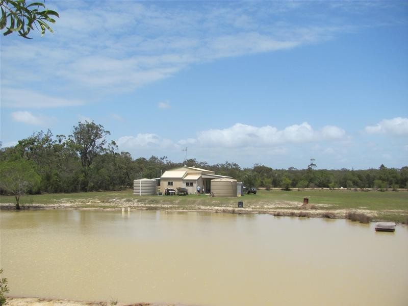 106 Matchbox Road, Deepwater QLD 4674
