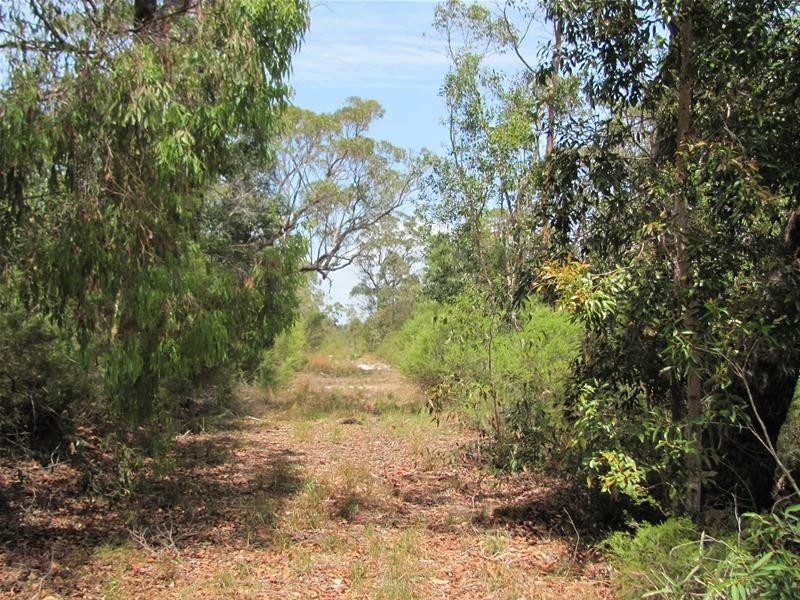 106 Matchbox Road, Deepwater QLD 4674