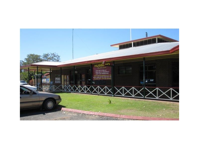4 Avondale Road, Avondale QLD 4670