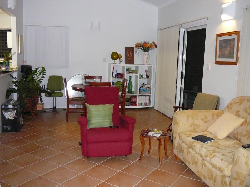 Avenell Heights QLD 4670