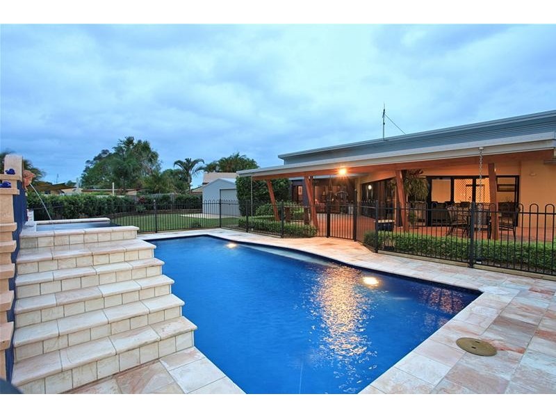 Avenell Heights QLD 4670