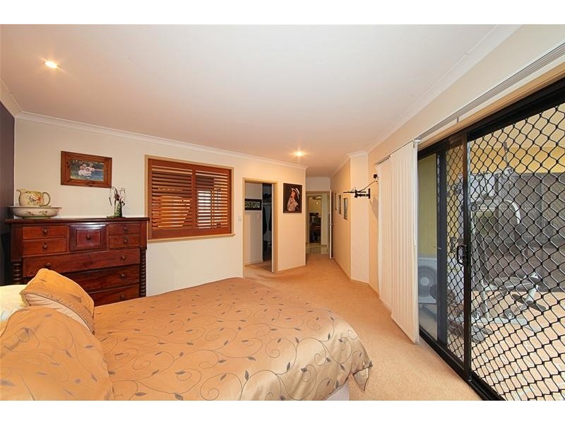 Avenell Heights QLD 4670