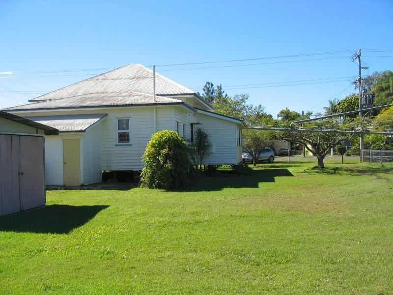 35 Bingera Street, Bundaberg West QLD 4670