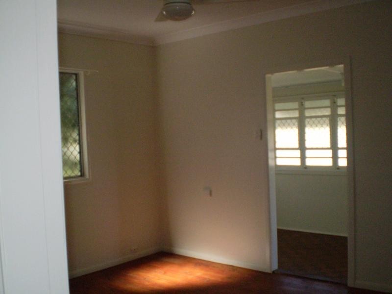 49 FE Walker Street, Kepnock QLD 4670