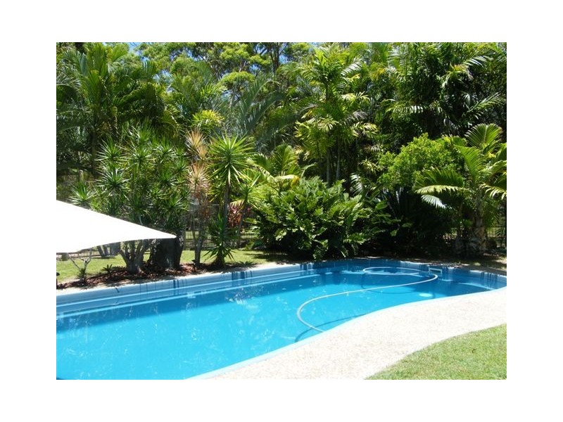 2452 Round Hill Road, Agnes Water QLD 4677