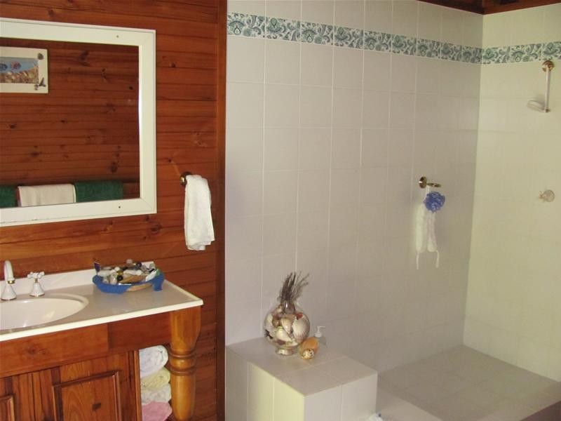 2452 Round Hill Road, Agnes Water QLD 4677