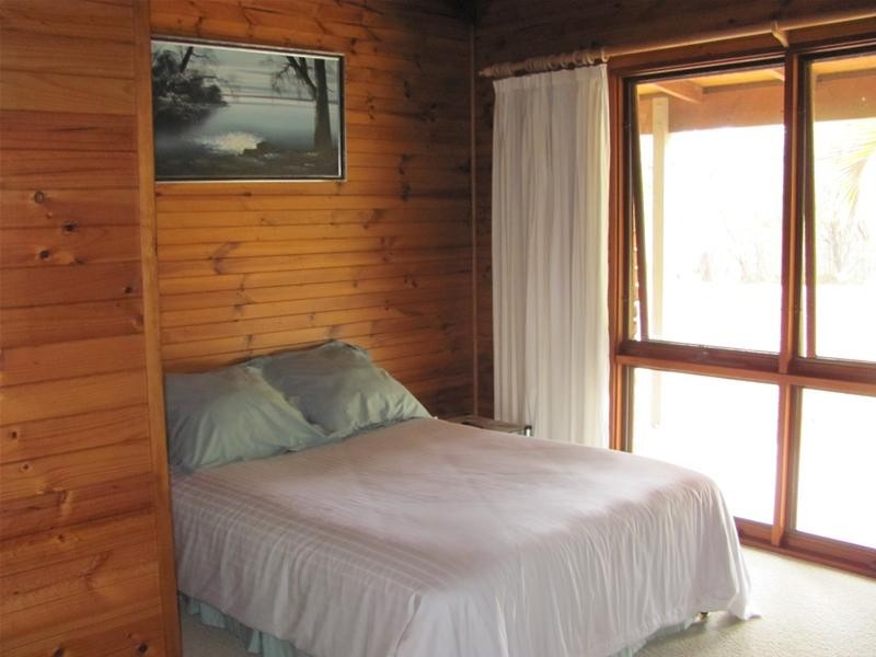 2452 Round Hill Road, Agnes Water QLD 4677