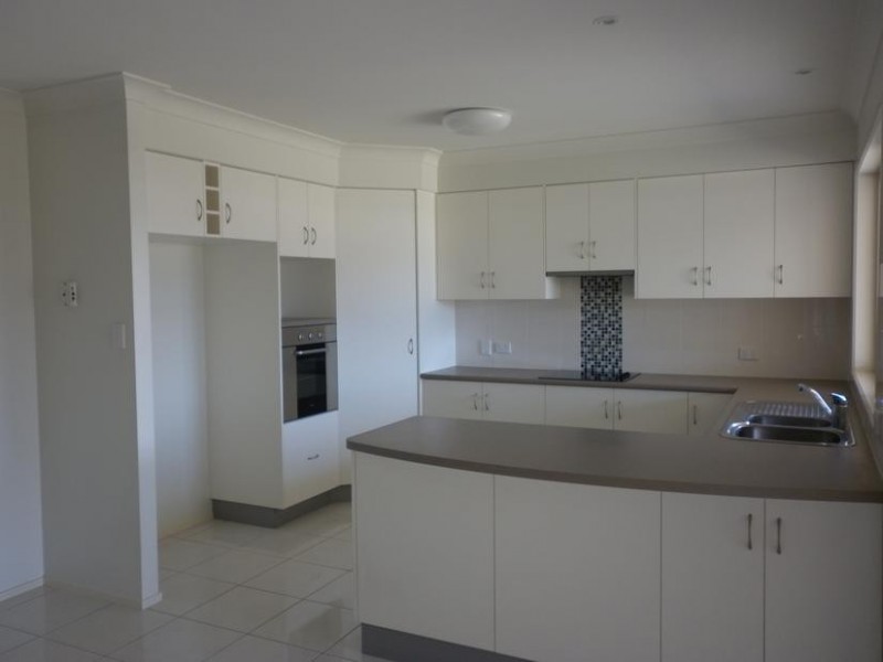 30 Greathead Road, Kepnock QLD 4670