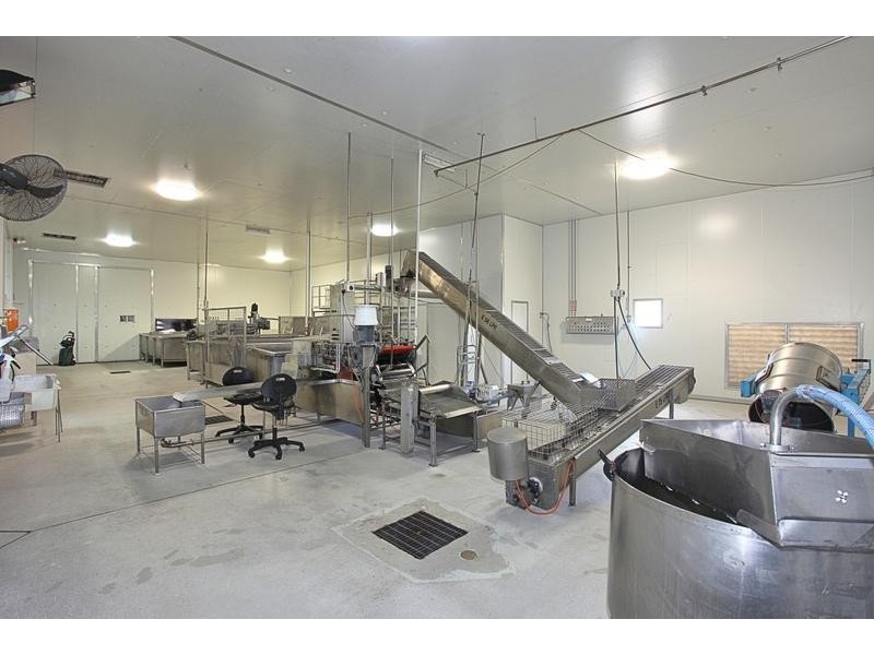 3 Steptoe Street, Bundaberg East QLD 4670