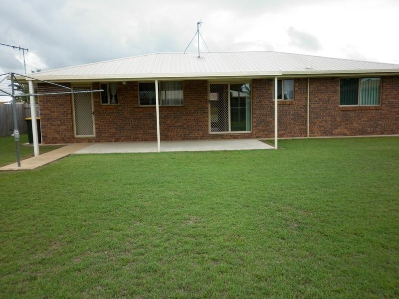 26 Clive Crescent, Kepnock QLD 4670