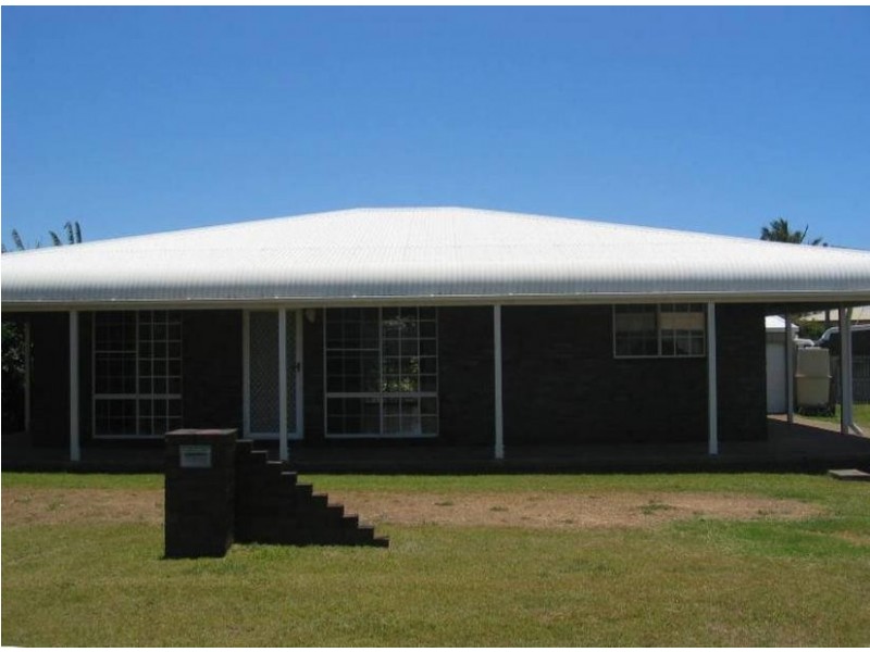 4 Hervey Street, Elliott Heads QLD 4670