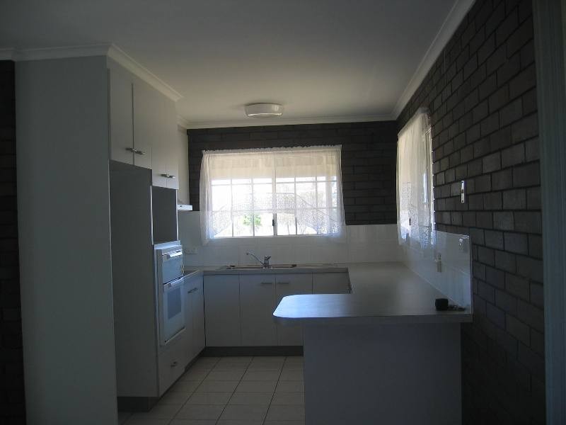 4 Hervey Street, Elliott Heads QLD 4670