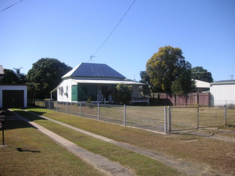 4 Baker Street, Kepnock QLD 4670