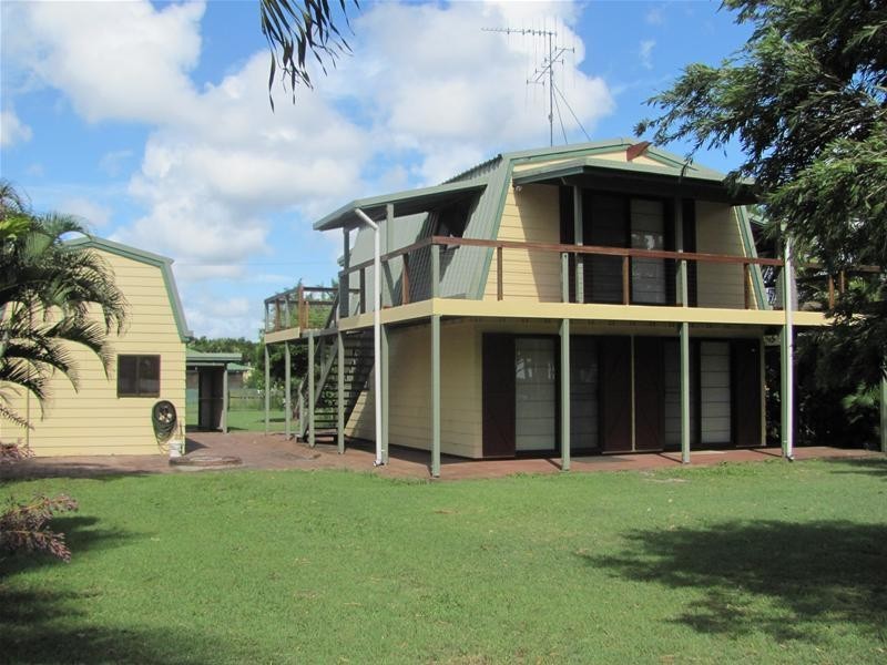 2 Colonial Court, Winfield QLD 4670
