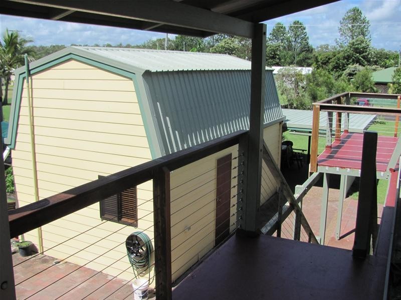 2 Colonial Court, Winfield QLD 4670