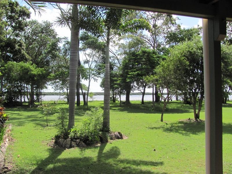 2 Colonial Court, Winfield QLD 4670