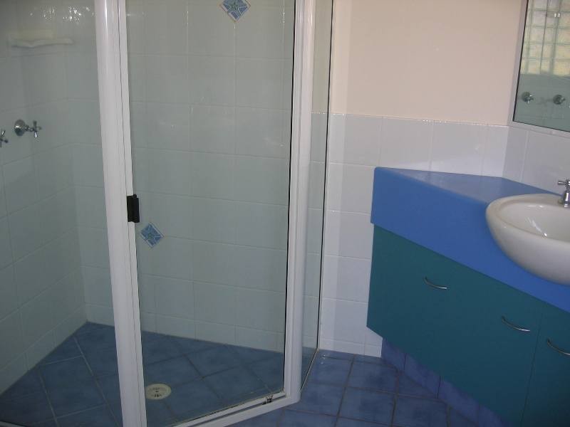 20 Chantelle Circuit, Coral Cove QLD 4670