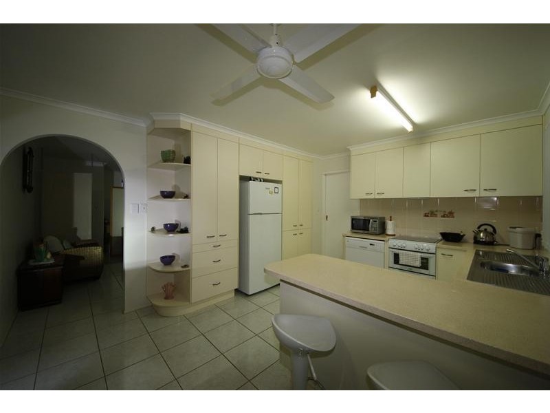 Avenell Heights QLD 4670