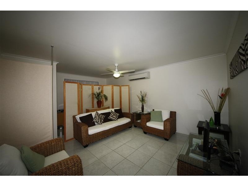 Avenell Heights QLD 4670