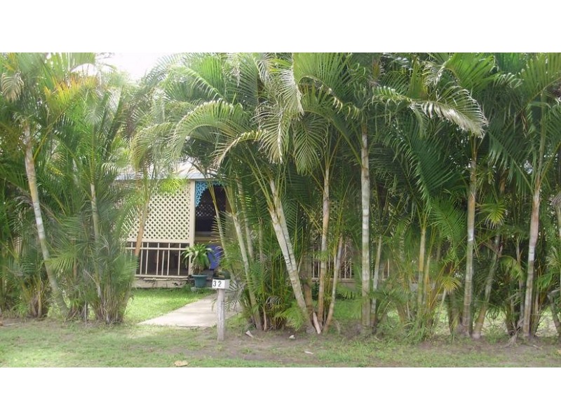 32 Bingera Street, Bundaberg West QLD 4670