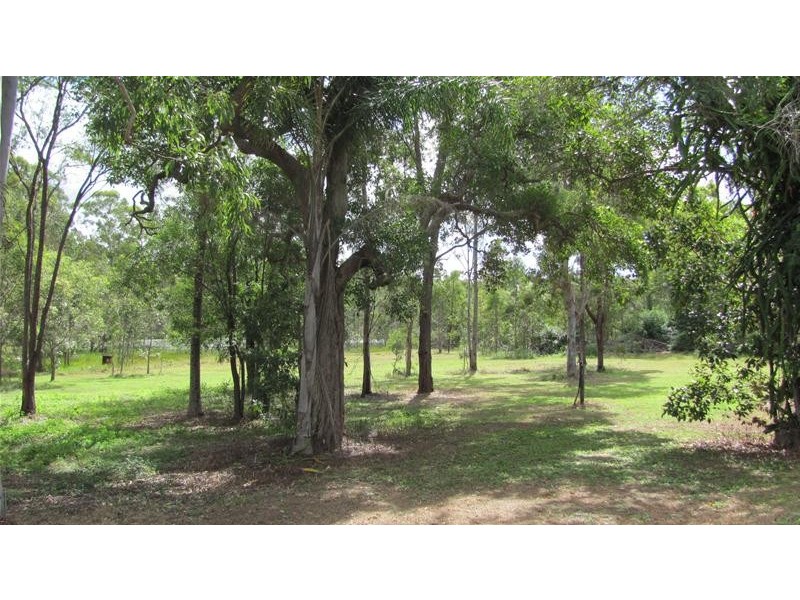 211 Coast Road, Baffle Creek QLD 4674