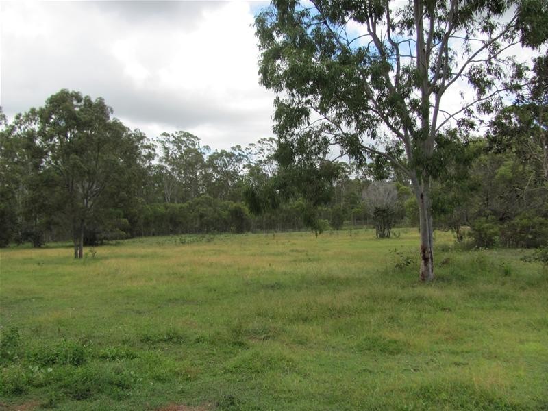 211 Coast Road, Baffle Creek QLD 4674