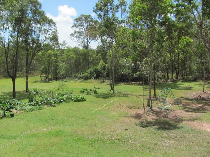 211 Coast Road, Baffle Creek QLD 4674