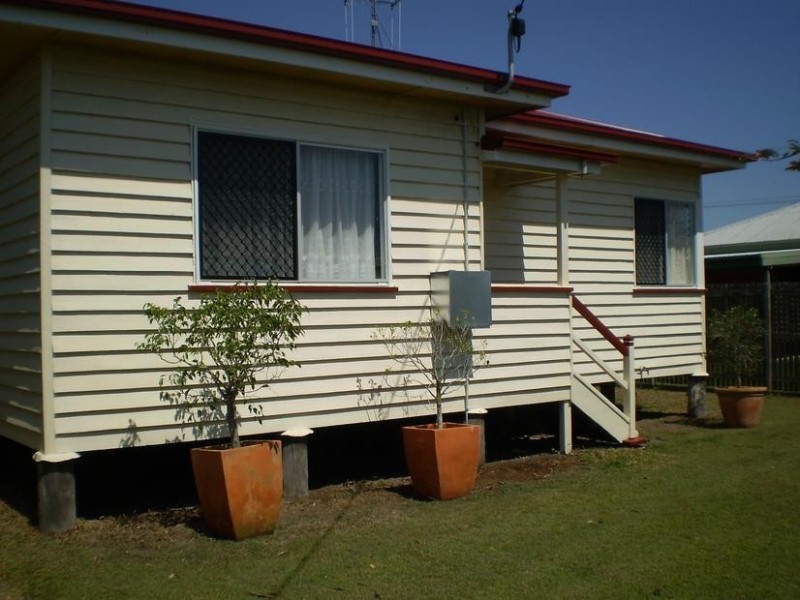 30 Nott Street, Norville QLD 4670