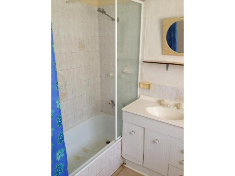 36 Heaps Street, Avenell Heights QLD 4670