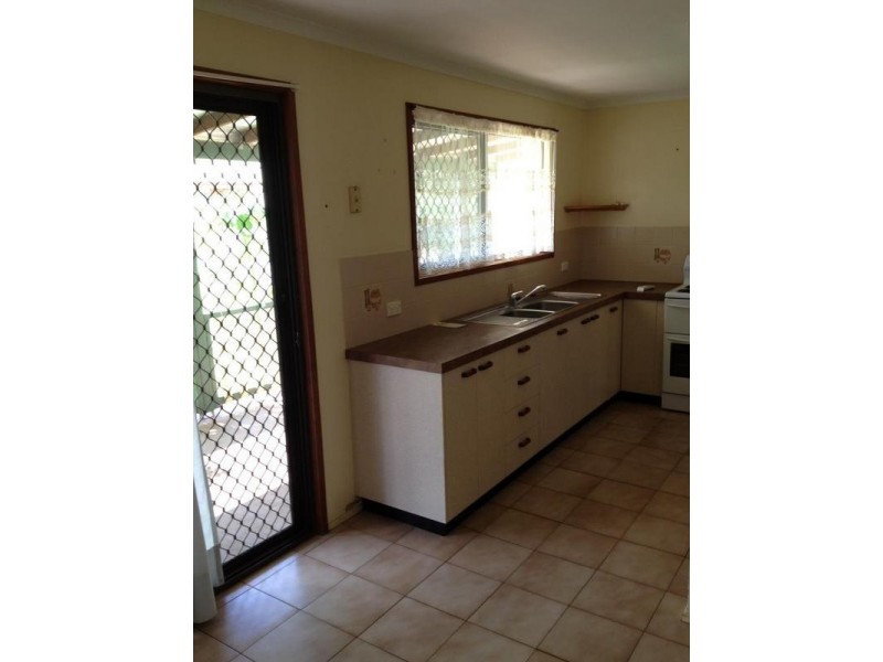 36 Heaps Street, Avenell Heights QLD 4670