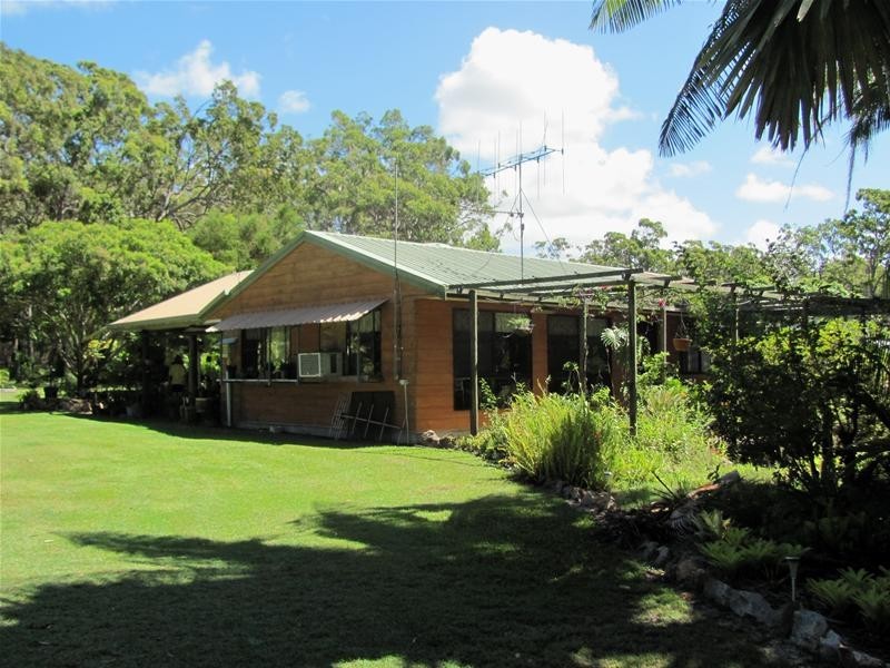 296 Lindy Drive, Rules Beach QLD 4674