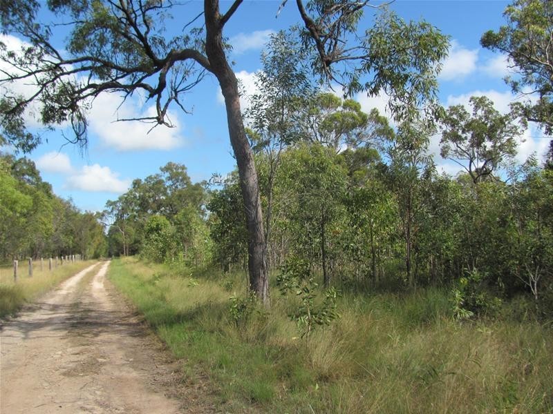 296 Lindy Drive, Rules Beach QLD 4674